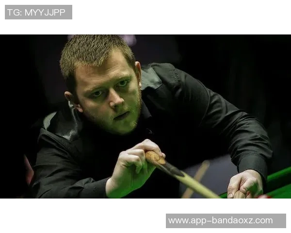 曼恩首节火力全开独得10分半场高效6中5贡献14分3板表现出色